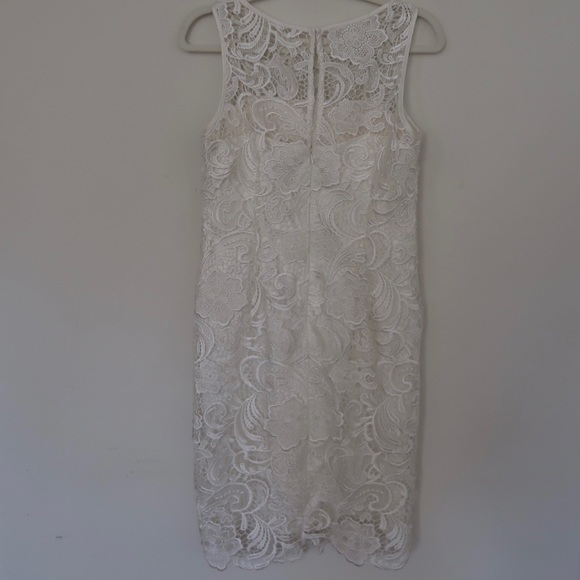ADRIANNA PAPELL White Lace Sleeveless Dress - Picture 7 of 9